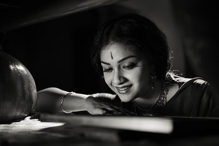 Keerthy Suresh Biography